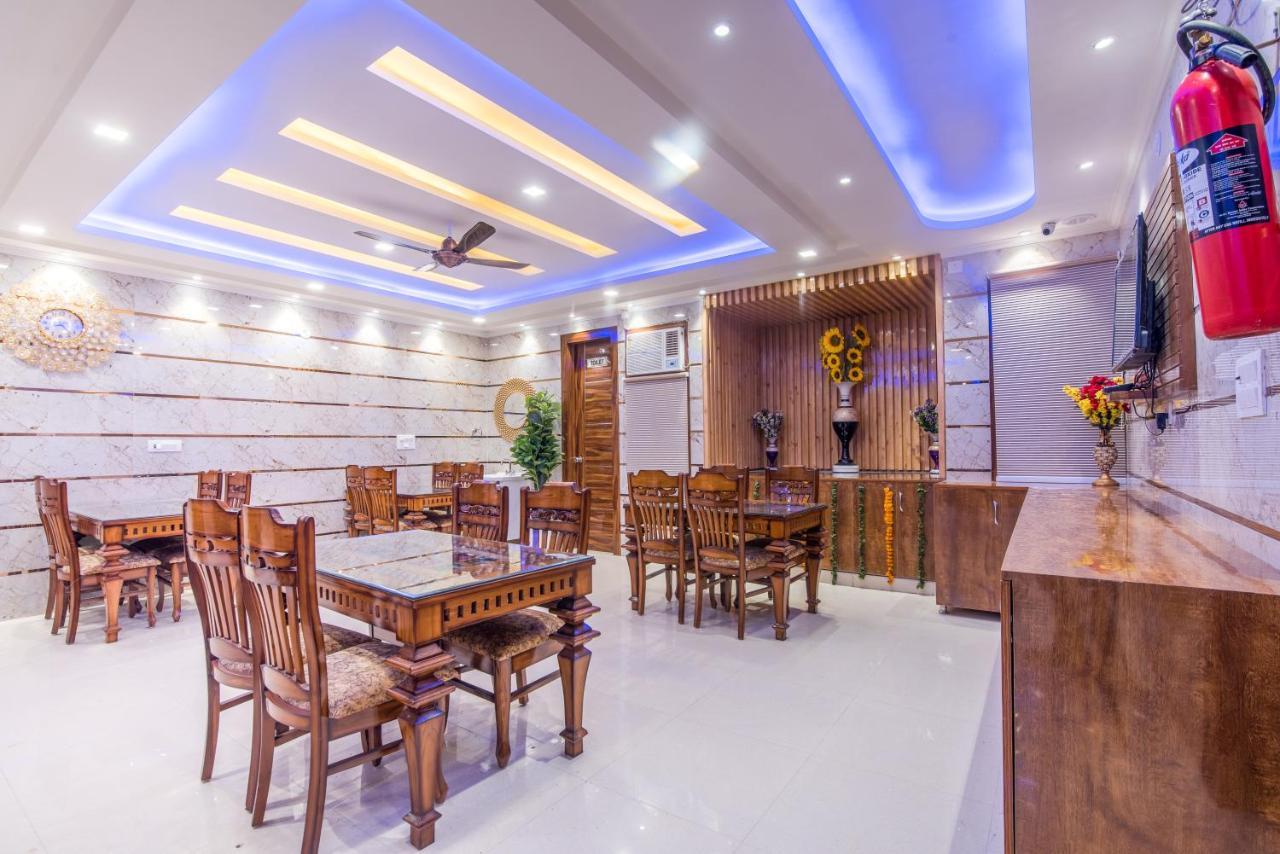 Hotel Festival Mahipalpur At Delhi Airport New Delhi Exterior photo